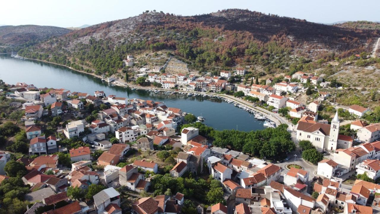 Villa Kuca Za Odmor Astrea Zaton  Esterno foto